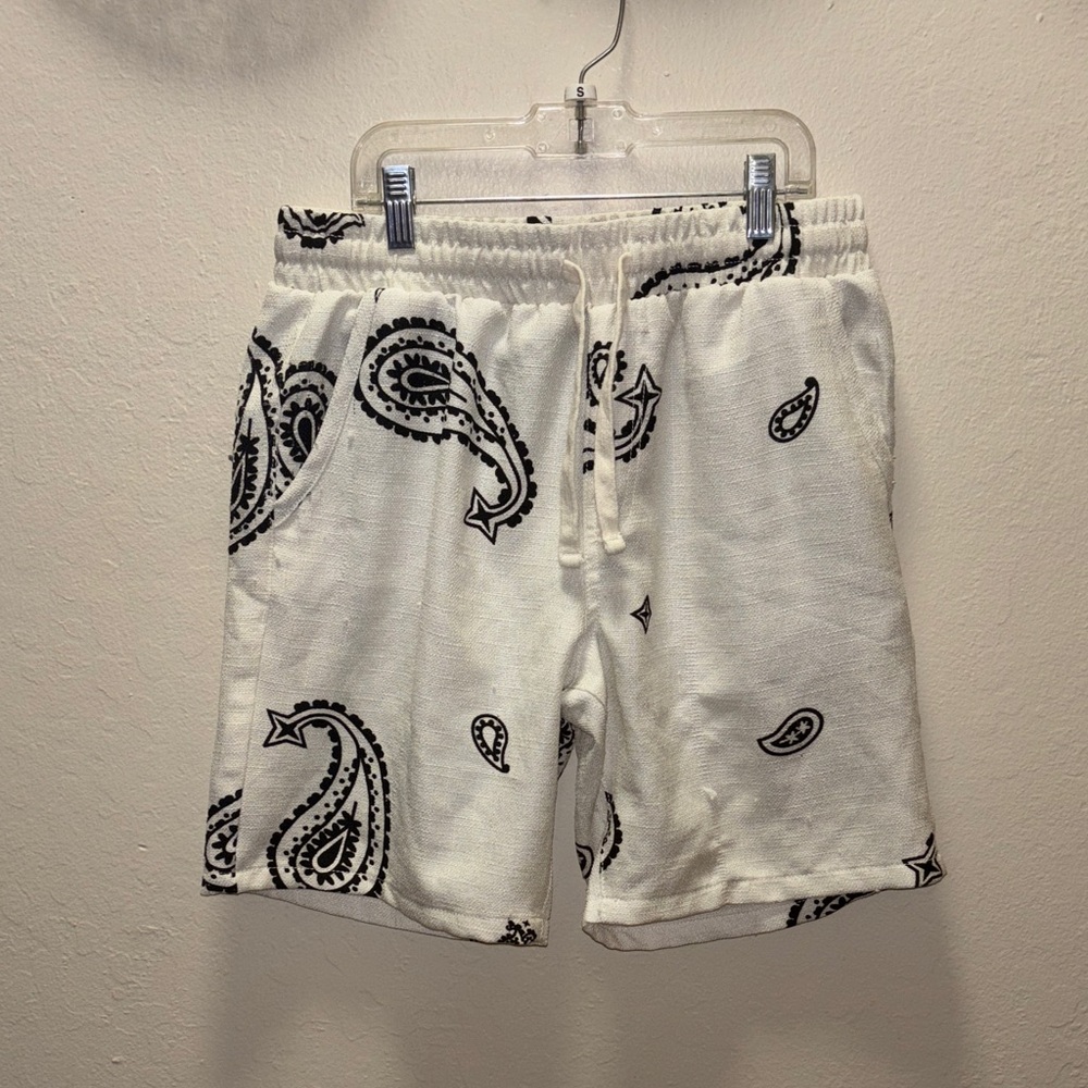 Malibu Black and White Patterned Shorts